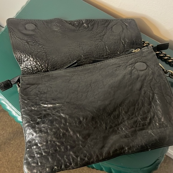 Maxon Collection Genuine Leather Black Crossbody Bag with Detachable Chain Strap - Picture 7 of 16